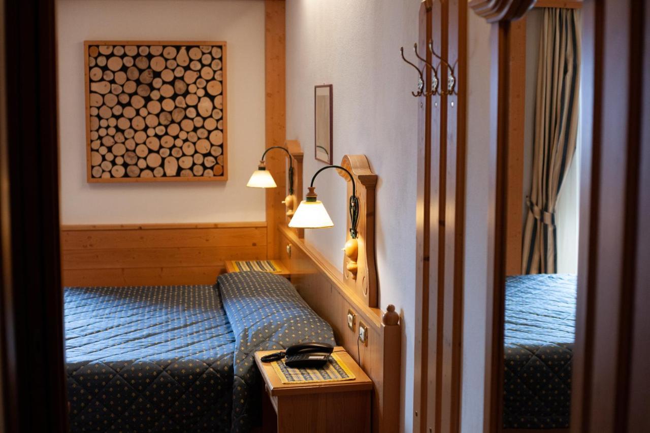 Hotel Posta Forni di Sopra Exteriér fotografie