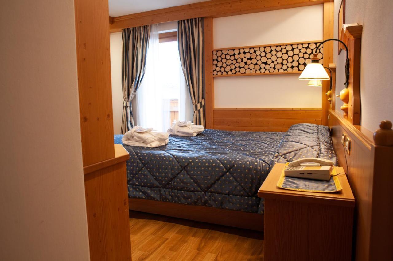 Hotel Posta Forni di Sopra Exteriér fotografie